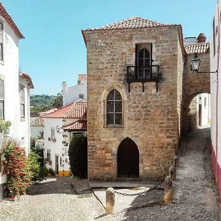 Casa De Ferias Josefa D'obidos 오비도스